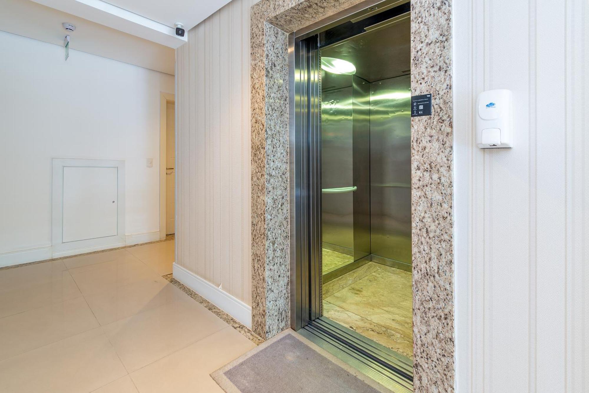 Luxuoso Apartamento Central Para 10 Pessoas Gramado Eksteriør billede